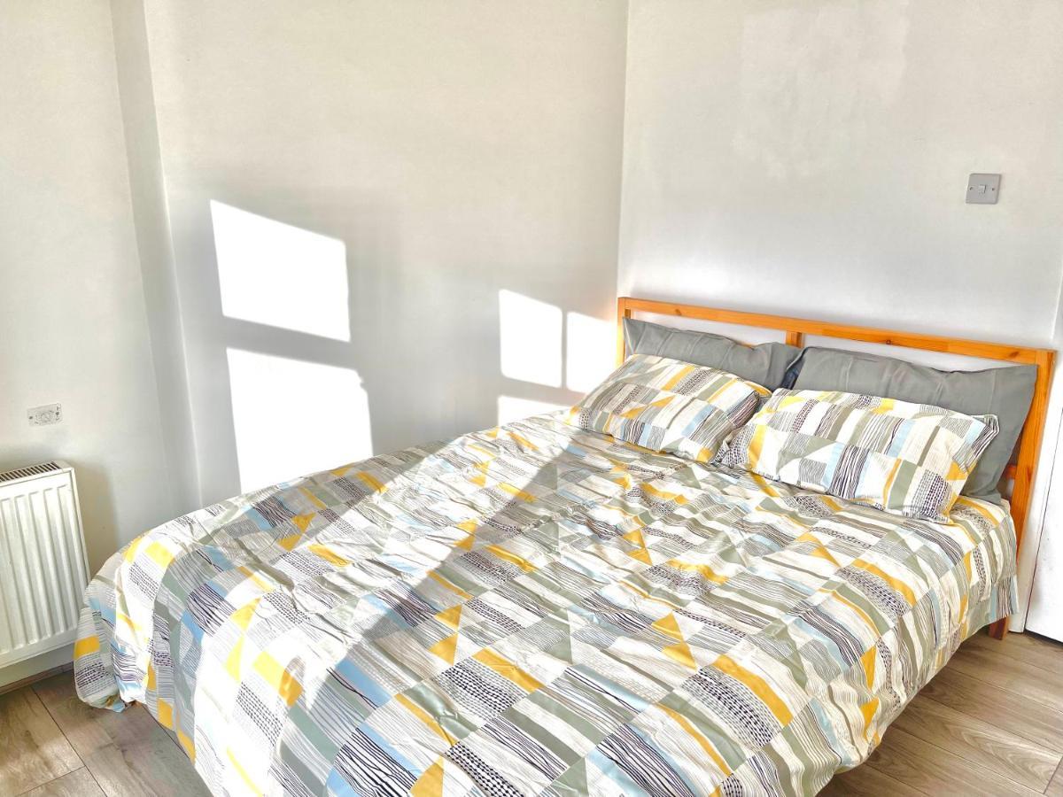 לונדון Archway Mordern 2 Bedrooms Apartment מראה חיצוני תמונה
